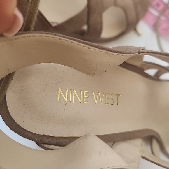 Nine West Women's Tan Beige Pasa Suede Lace Up Wedge Sandals Size 9 - Picture 6 of 16